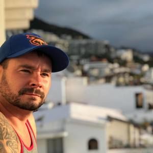 Meet your Posher, Don